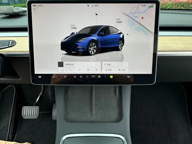 Tesla Model Y — Фото автомобиля 14