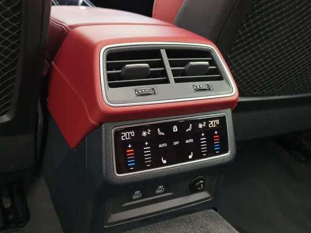 Audi A7L — Фото автомобиля 19