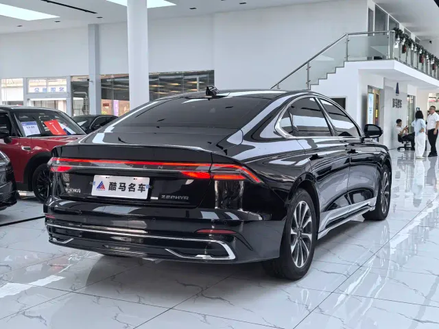 Lincoln Z — Фото автомобиля 15