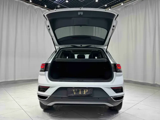 Volkswagen T-Roc — Фото автомобиля 18
