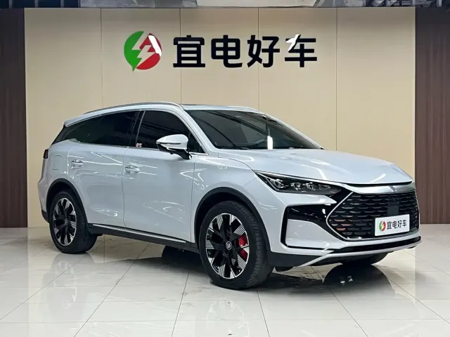 BYD Tang — Фото автомобиля 3