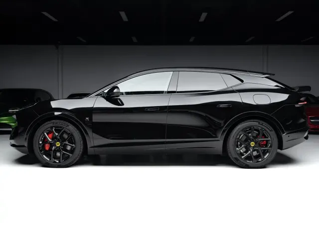 Lotus FOR ME — Фото автомобиля 17