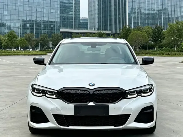 BMW BMW 3 Series 2022 320Li M Sport Package — Фото автомобиля 2