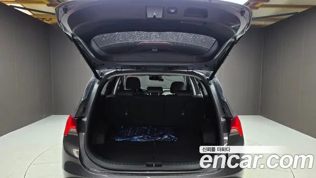Hyundai Santafe — Фото автомобиля 30