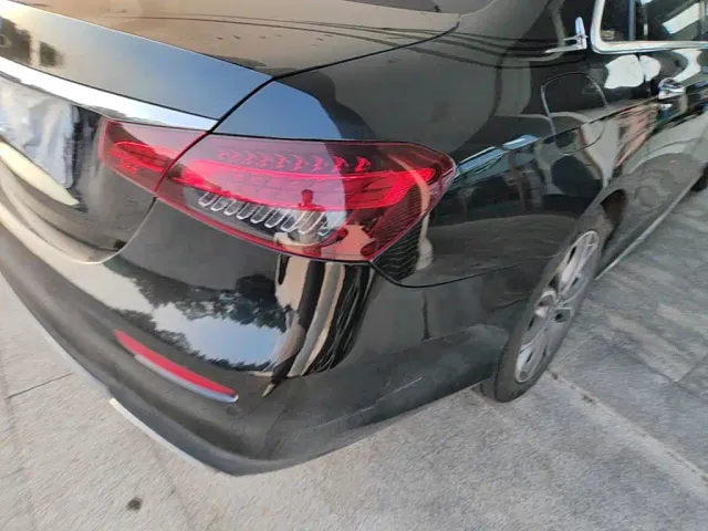 Mercedes-Benz E-Class — Фото автомобиля 7