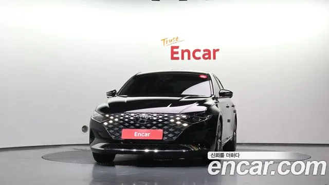 Hyundai Grandeur Новый Grandeur IG — Фото автомобиля 3
