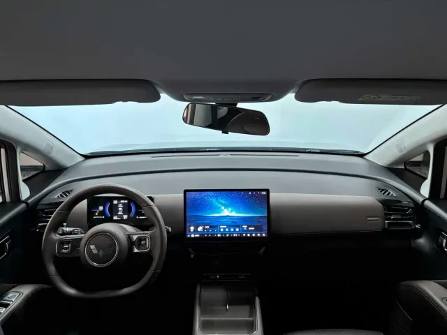 Wuling Starlight 730 — Фото автомобиля 7
