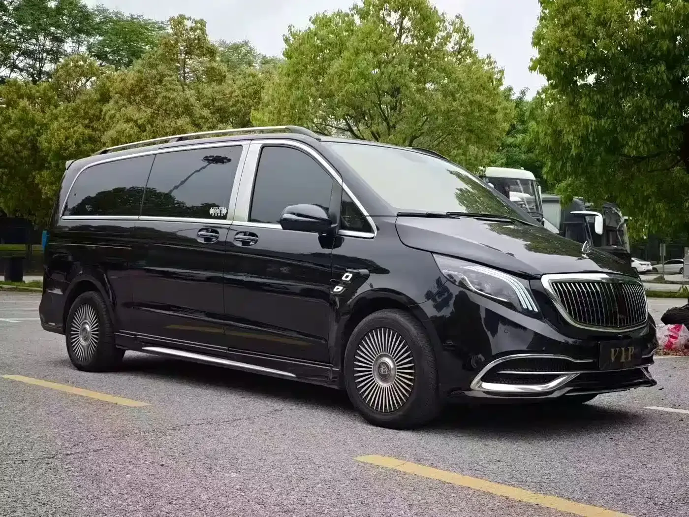 Mercedes-Benz Vito 2021 2.0T Business Edition 7-seater — Фото автомобиля 3