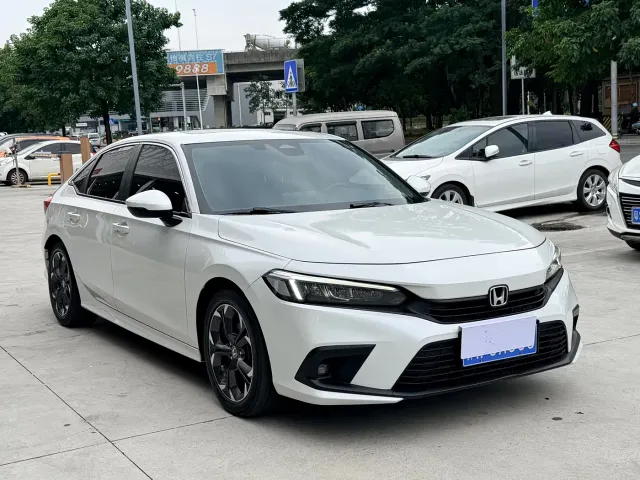 Honda Civic — Фото автомобиля 3