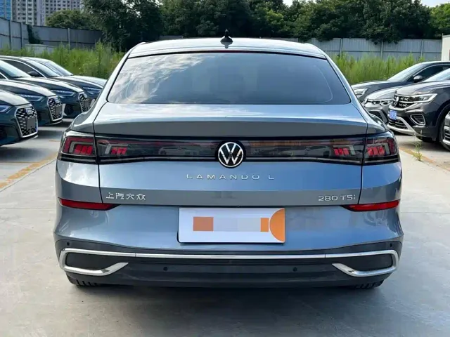Volkswagen Lamando — Фото автомобиля 6
