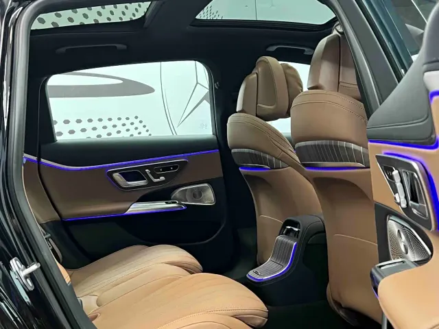 Mercedes-Benz E-Class — Фото автомобиля 9