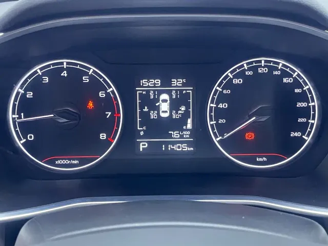 Geely Binyue — Фото автомобиля 16