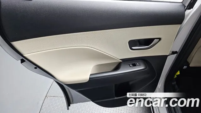 Hyundai Kona SX2 — Фото автомобиля 25