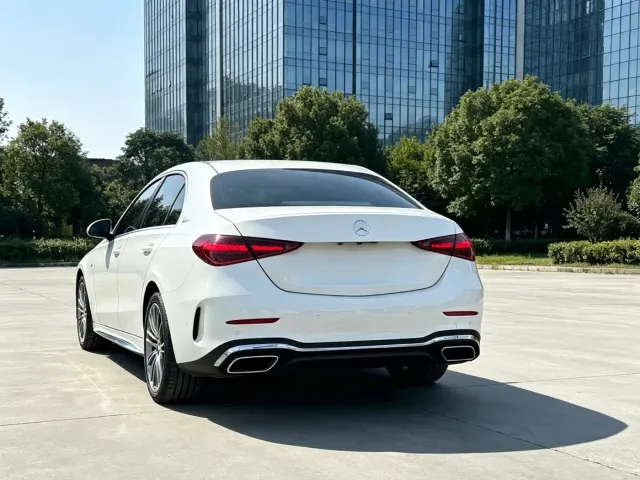 Mercedes-Benz C-Class — Фото автомобиля 6