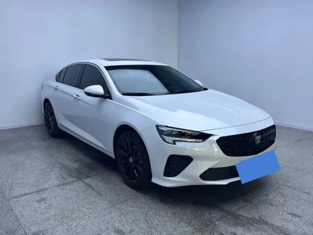 Buick Regal — Фото автомобиля 3