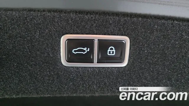 Genesis G90 Бензин 3.5 турбо AWD — Фото автомобиля 20