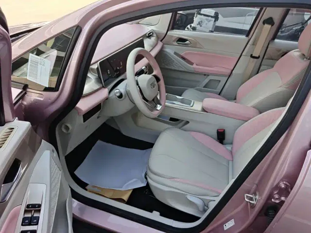Geely Geometry E Firefly — Фото автомобиля 15
