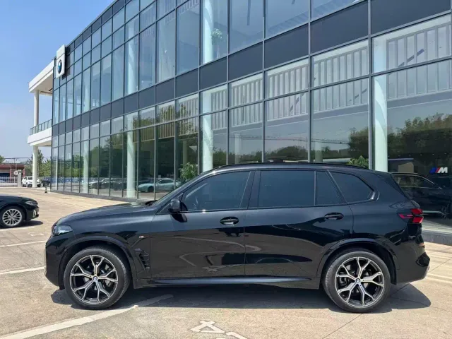 BMW X5 — Фото автомобиля 3