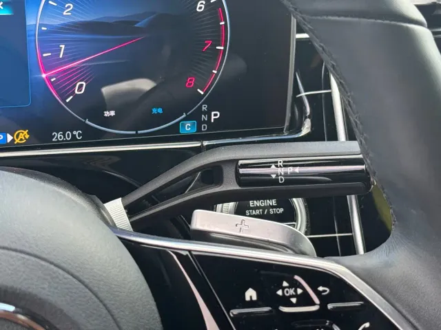 Mercedes-Benz E-Class — Фото автомобиля 12