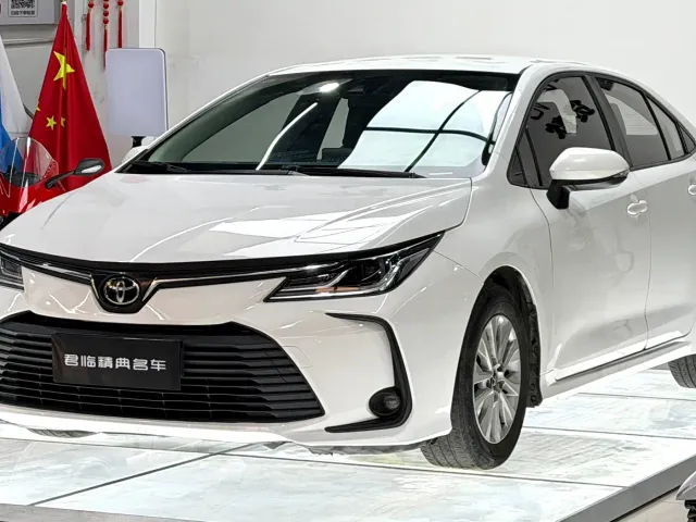 Фотография автомобиля — Toyota Corolla