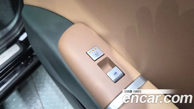 Hyundai Grandeur GN7 — Фото автомобиля 24