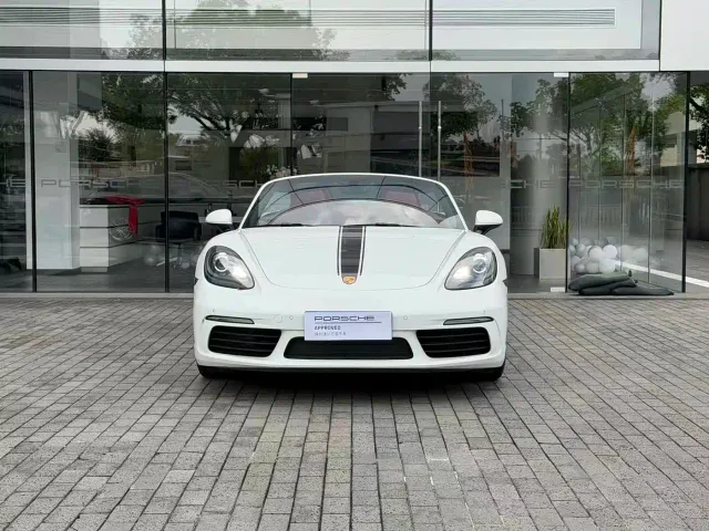 Porsche 718 — Фото автомобиля 5
