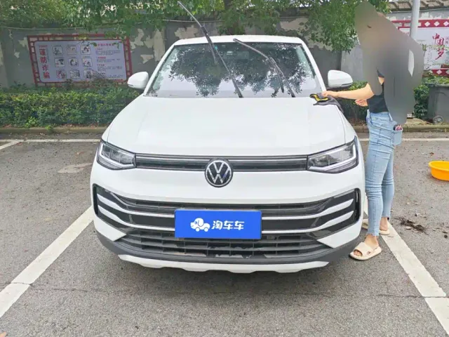Volkswagen Tharu — Фото автомобиля 2