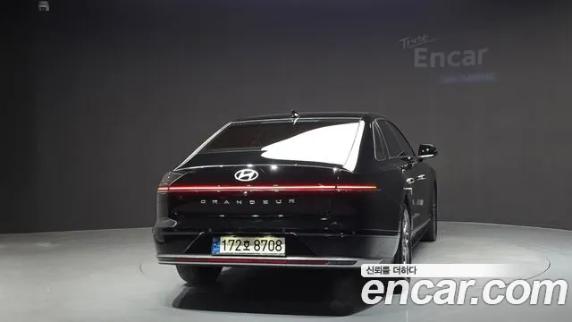 Hyundai Grandeur GN7 — Фото автомобиля 4