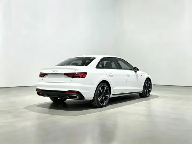 Audi A4L — Фото автомобиля 8