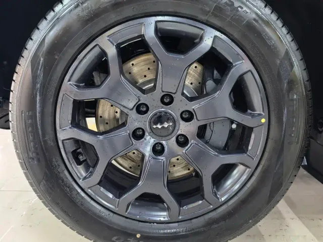 BYD FangChengBao Leopard 5 — Фото автомобиля 13