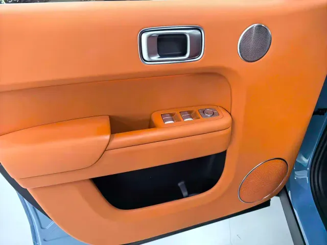 Li Auto L9 — Фото автомобиля 4