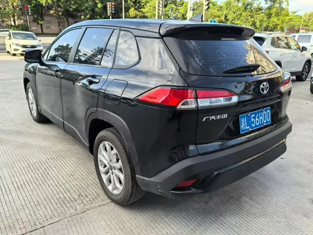 Toyota Frontlander — Фото автомобиля 6