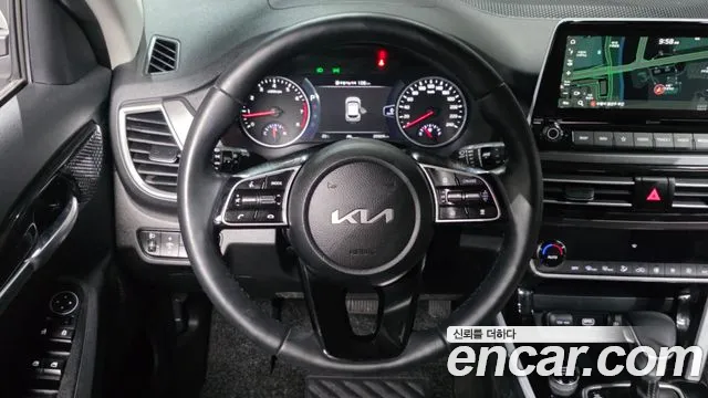Kia Seltos — Фото автомобиля 13