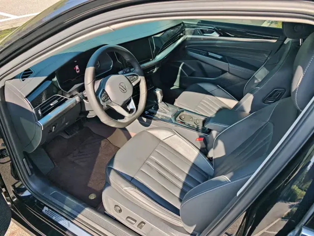 Volkswagen Passat — Фото автомобиля 18