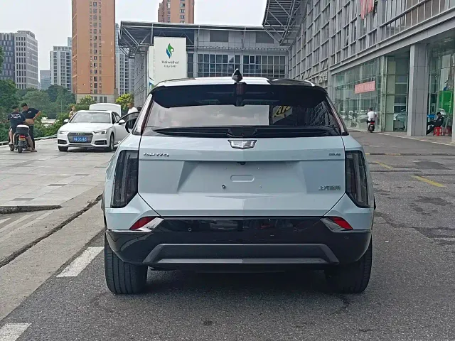 Cadillac Optiq — Фото автомобиля 7