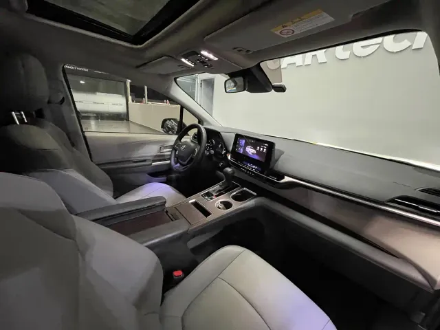 Toyota Granvia — Фото автомобиля 30