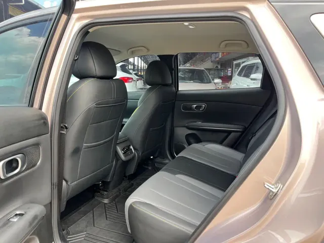 Changan Qiyuan Q05 — Фото автомобиля 6
