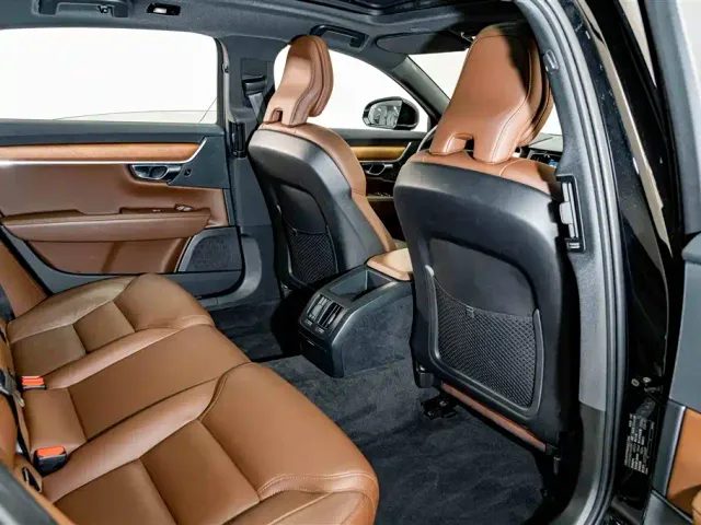 Volvo S90 — Фото автомобиля 21