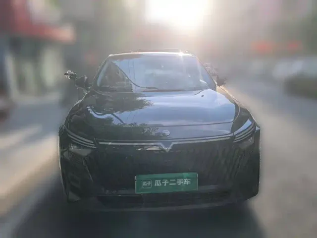 Venucia V-Online — Фото автомобиля 23