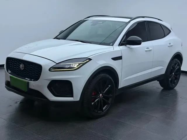 Фотография автомобиля — Jaguar E-PACE