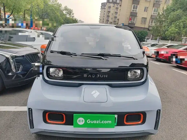Baojun KiWi EV — Фото автомобиля 2