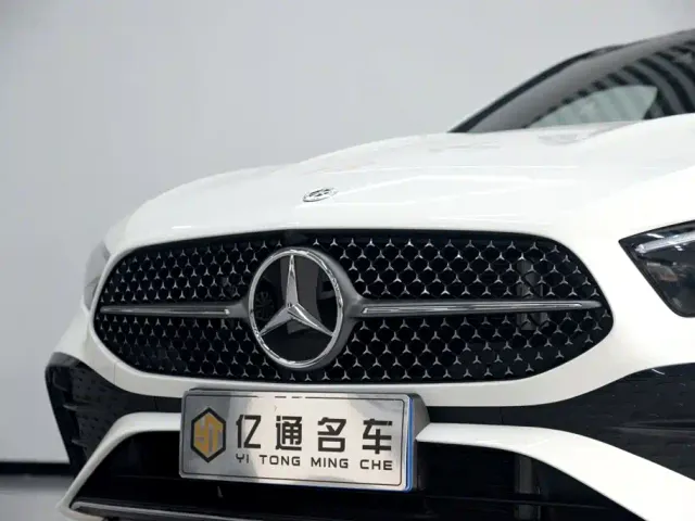 Mercedes-Benz A-Class — Фото автомобиля 4