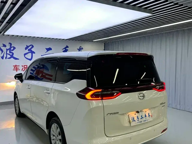 GAC Trumpchi M6 — Фото автомобиля 19