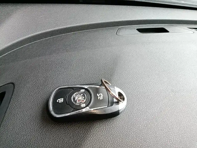 Buick Verano — Фото автомобиля 8