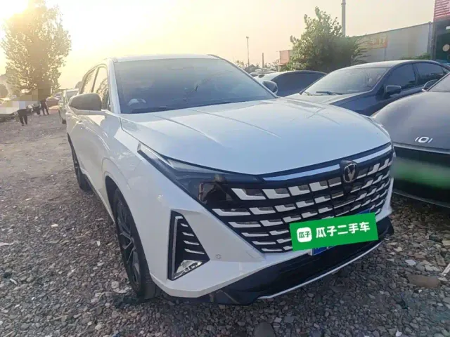 Changan UNI-Z — Фото автомобиля 3