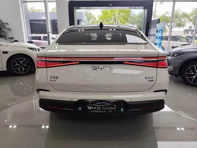 BYD Seal 07 DM-i — Фото автомобиля 6