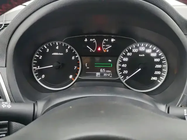 Nissan Sylphy — Фото автомобиля 14