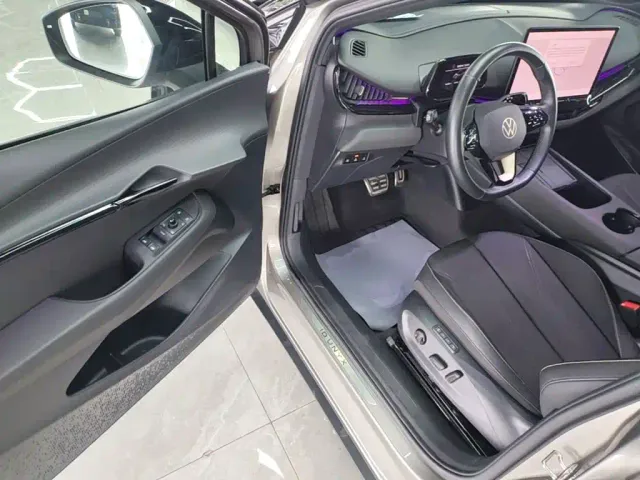Volkswagen ID. Unyx 06 — Фото автомобиля 15