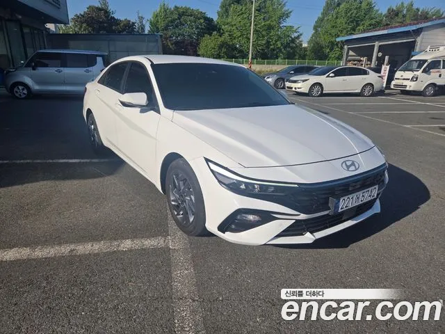 Фотография автомобиля — Hyundai AVANTE
