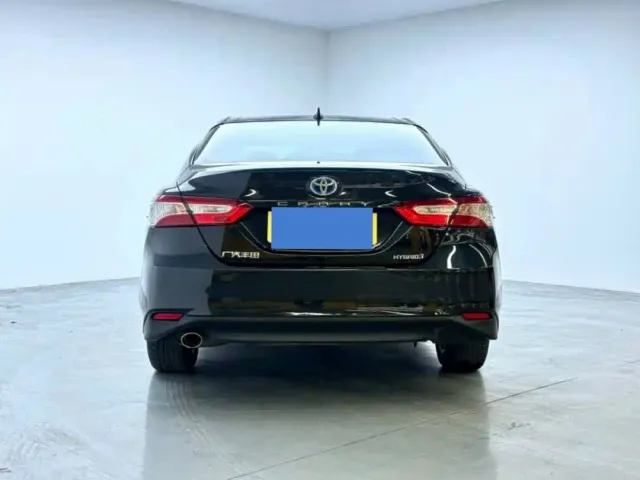 Toyota Camry — Фото автомобиля 5